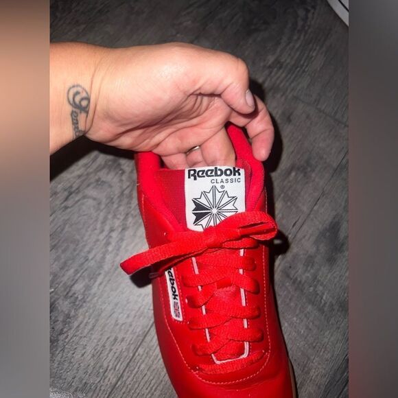 Reebok Princess Style Shoe | Red - Picture 4 of 5